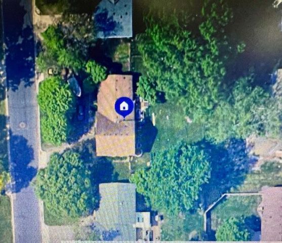 1560 Rhode Island Avenue N, Golden Valley, MN 55427