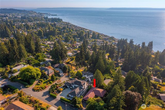 18730 94th Avenue W, Edmonds, WA 98020