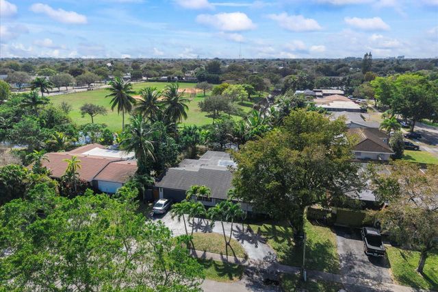 7310 NW 13th Court, Plantation, FL 33313