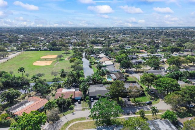 7310 NW 13th Court, Plantation, FL 33313