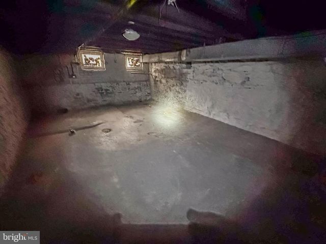2556 W FAIRMOUNT AVE, Baltimore, MD 21223
