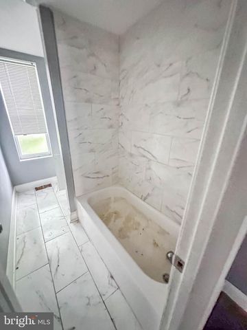 2556 W FAIRMOUNT AVE, Baltimore, MD 21223