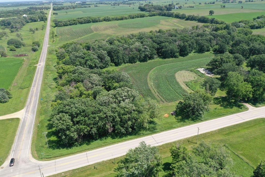 6480 55th Avenue NE, Haverhill Twp, MN 55906