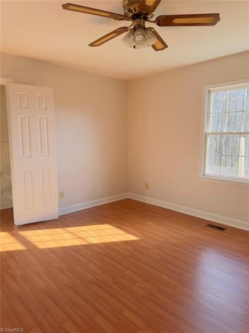 112 Wind Terrace Court, Lexington, NC 27295