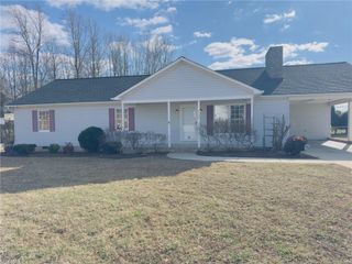 112 Wind Terrace Court, Lexington, NC 27295