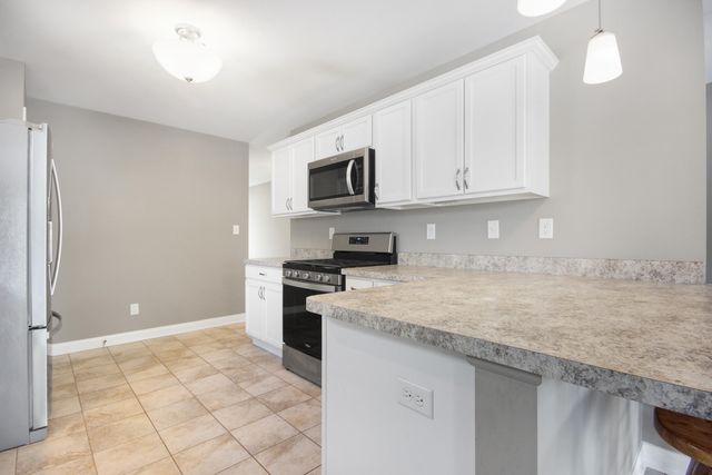 9818 W 129th Place, Cedar Lake, IN 46303