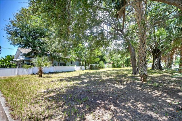 1522 E 26TH AVENUE, Tampa, FL 33605