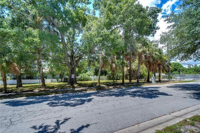 1522 E 26TH AVENUE, Tampa, FL 33605