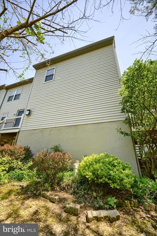 112 TEAL TER, Lancaster, PA 17601