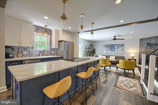 112 TEAL TER, Lancaster, PA 17601