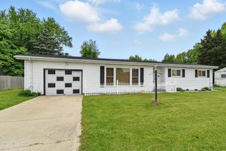 766 S Crystal Avenue, Benton Harbor, MI 49022