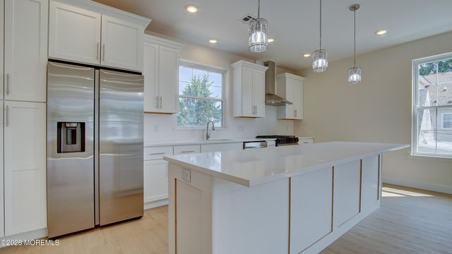57 Oak Street, Keansburg, NJ 07734