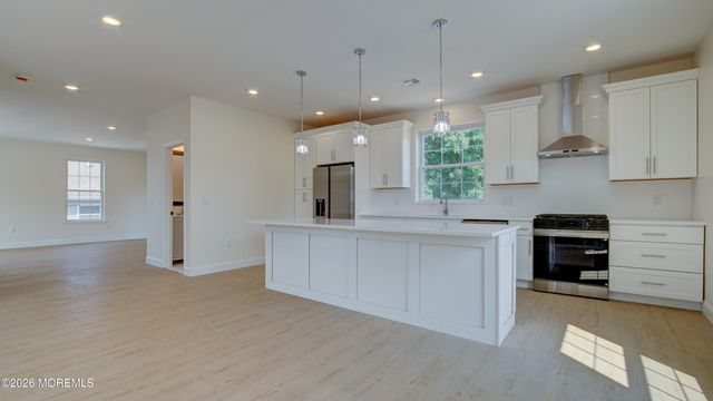 57 Oak Street, Keansburg, NJ 07734