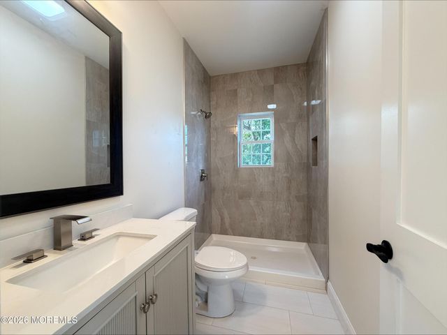 57 Oak Street, Keansburg, NJ 07734