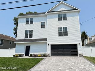 57 Oak Street, Keansburg, NJ 07734