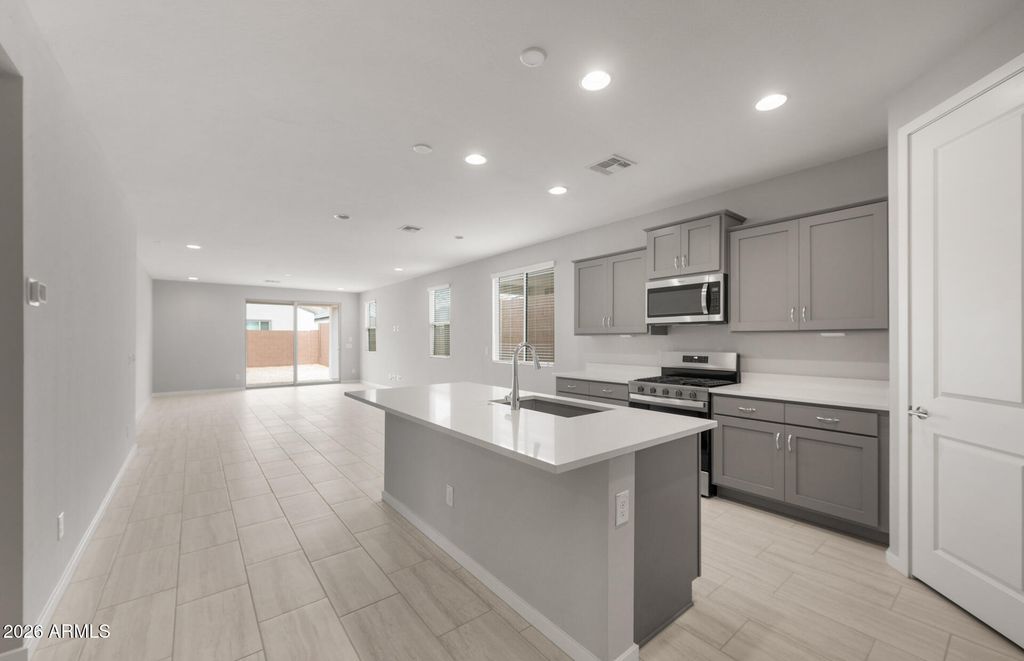 2440 W Silver Fox Way, Phoenix, AZ 85045 — photo 3