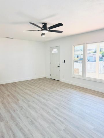 1830 West Ln, Stockton, CA 95205
