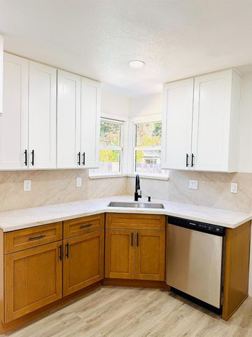 1830 West Ln, Stockton, CA 95205