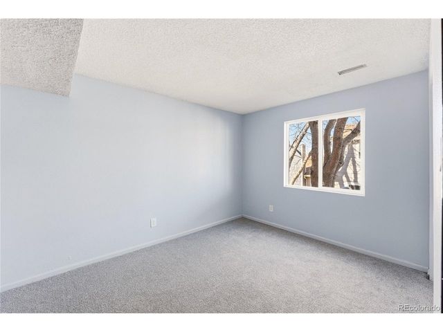 551 W Crestline Cir 9D2, Littleton, CO 80120