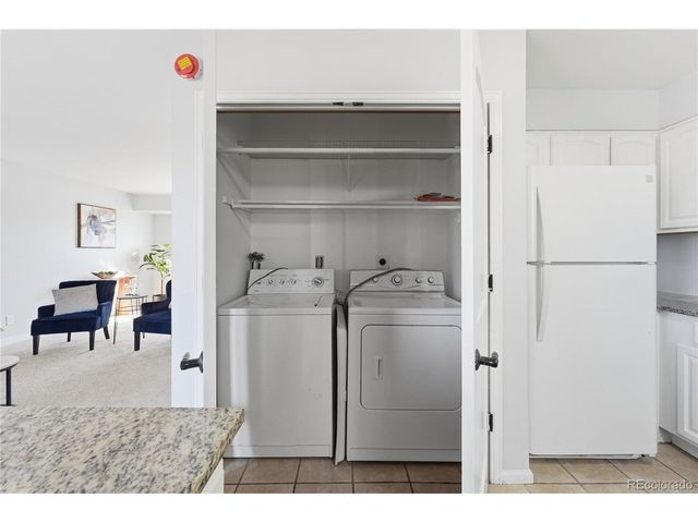 551 W Crestline Cir 9D2, Littleton, CO 80120