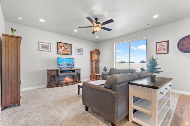 3106 W 3150 N, Plain City, UT 84404