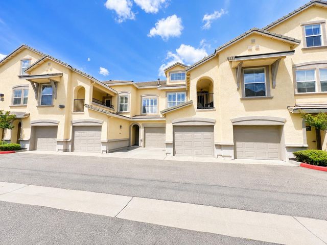 1414 Vessona Cir, Folsom, CA 95630