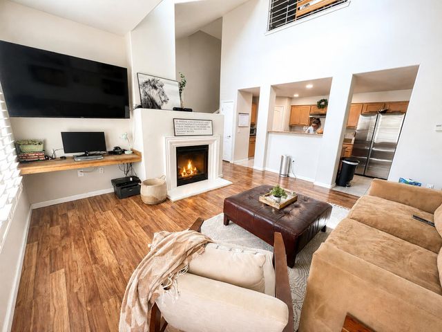 1414 Vessona Cir, Folsom, CA 95630