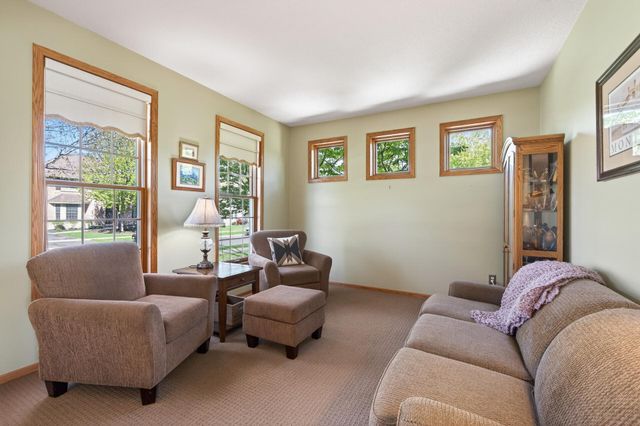 16917 73rd Place N, Maple Grove, MN 55311
