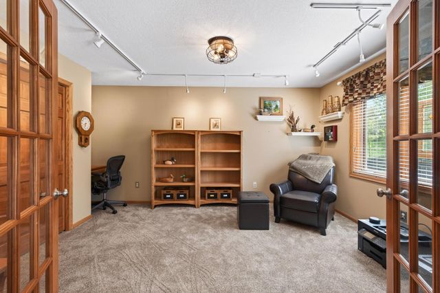 16917 73rd Place N, Maple Grove, MN 55311