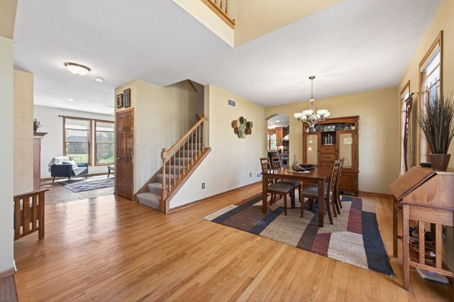 16917 73rd Place N, Maple Grove, MN 55311