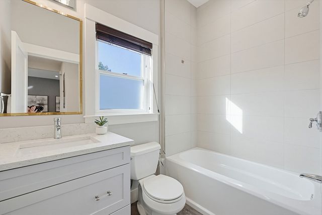 214 Waverley 214, Belmont, MA 02478