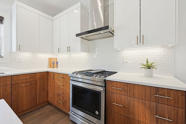 214 Waverley 214, Belmont, MA 02478