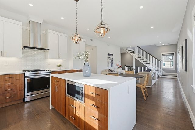 214 Waverley 214, Belmont, MA 02478