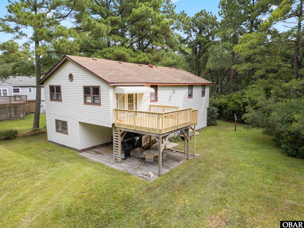 Image 3 of property listing at 2381 Swan Island Road Lot #16, Corolla, NC 27927