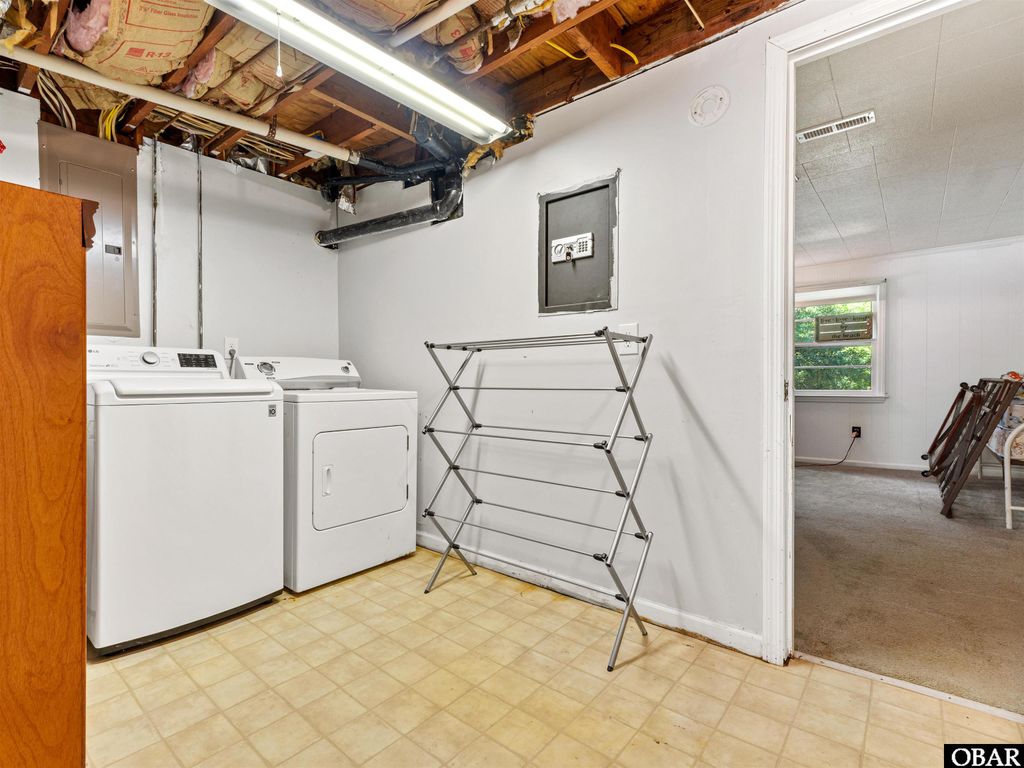 Image 32 of property listing at 2381 Swan Island Road Lot #16, Corolla, NC 27927