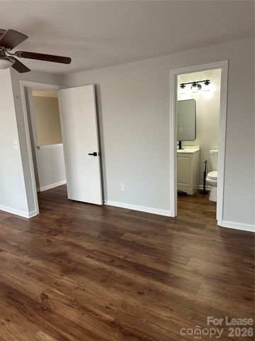 9728 Old Gate Drive, Matthews, NC 28105