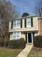 9728 Old Gate Drive, Matthews, NC 28105