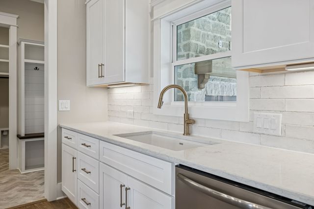 6208 Cedar Brooke Lane, Spring Hill, TN 37174