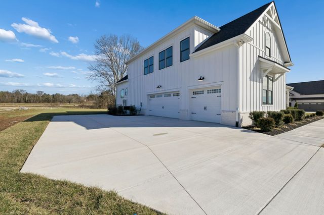 6208 Cedar Brooke Lane, Spring Hill, TN 37174
