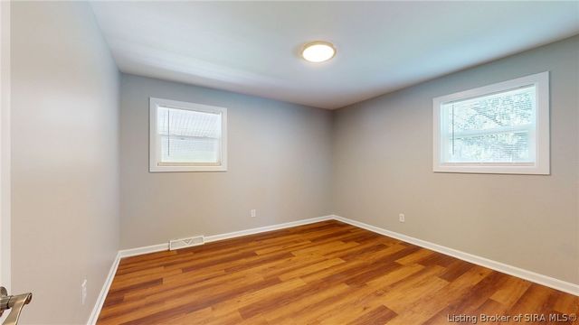 2902 Winchester Road, Jeffersonville, IN 47130