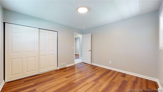 2902 Winchester Road, Jeffersonville, IN 47130