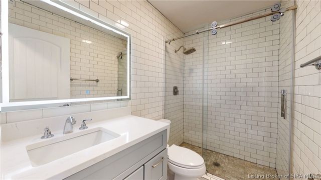 2902 Winchester Road, Jeffersonville, IN 47130