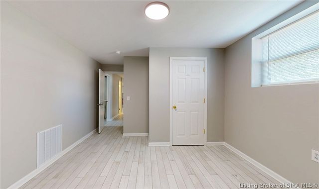 2902 Winchester Road, Jeffersonville, IN 47130