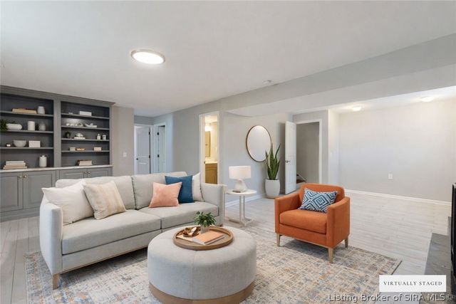 2902 Winchester Road, Jeffersonville, IN 47130