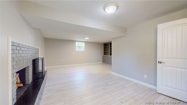 2902 Winchester Road, Jeffersonville, IN 47130