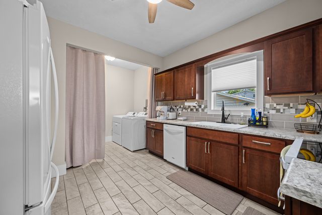 1834 16th Avenue, Moline, IL 61265