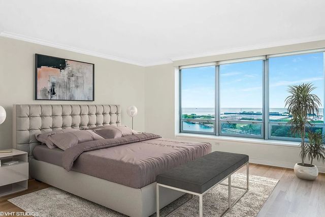 600 N Lake Shore Drive 1212, Chicago, IL 60611