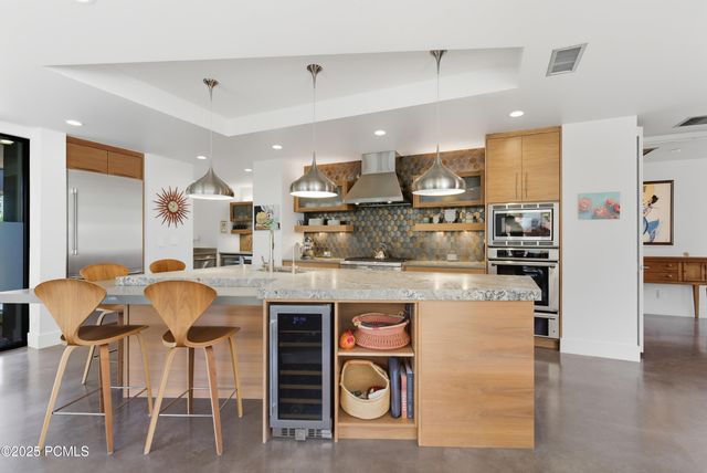 308 W Mallow Way, Ivins, UT 84738