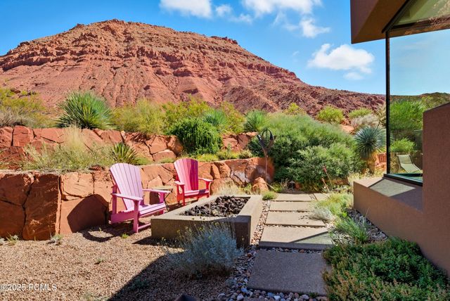 308 W Mallow Way, Ivins, UT 84738