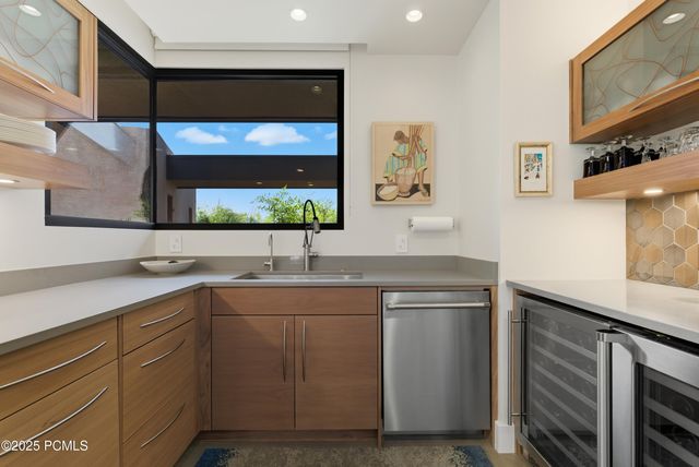 308 W Mallow Way, Ivins, UT 84738